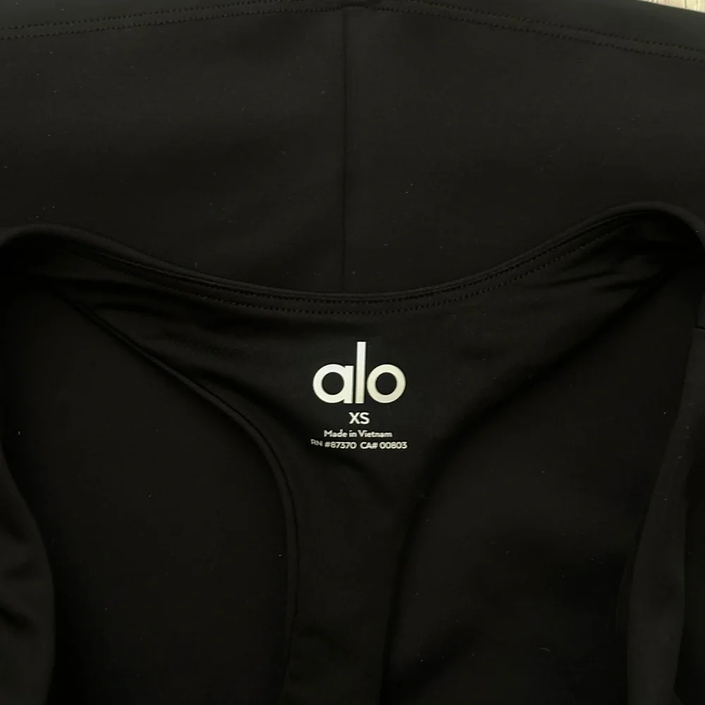 Alo dress - Picture 3 of 4